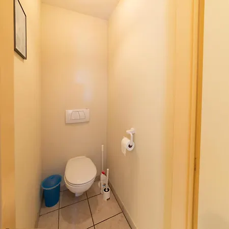 Forest-edge Hideaway, アパート *