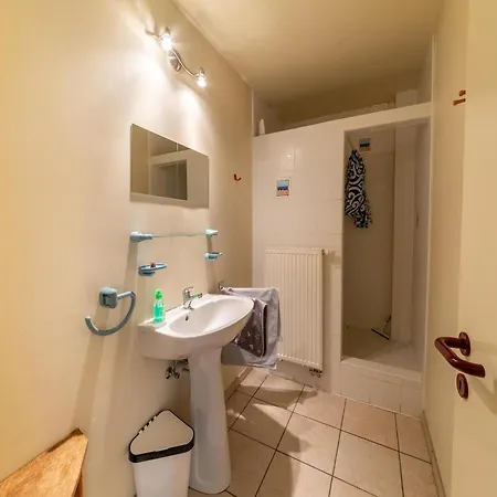 Forest-edge Hideaway,